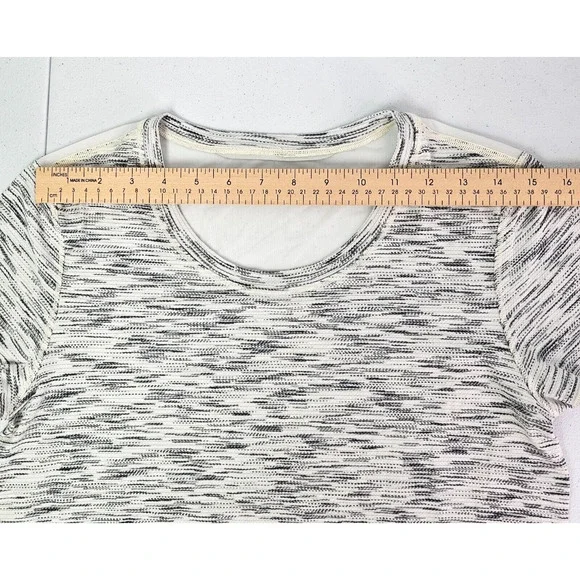 Lululemon Women's M Multicolor Stripe Beat The Heat Short Sleeve Mesh Back Shirt - Picture 8 of 13